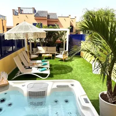 Oasis Beach Home Meloneras with jacuzzi