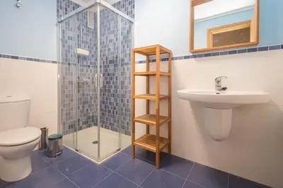 Un baño de GuestReady - Naranjo House en pleno centro Telde