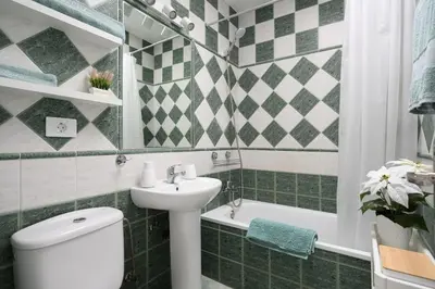 Un baño de Beverly Hills Bungalow
