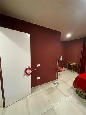Plano de Apartamento con jardín y pequeña piscina privada para refrescarse