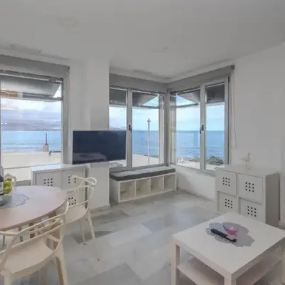 Bright Flat - Beachfront Las Canteras