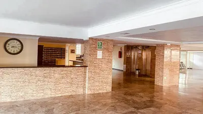 El vestíbulo o zona de recepción de La Orilla