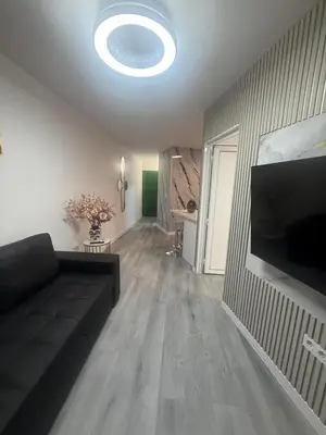 Una televisión o centro de entretenimiento en Apto Secret 391 Las Faluas