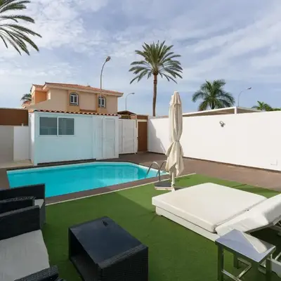 Sunnyland Villa