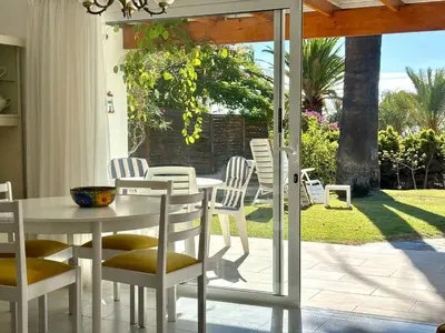 Jardín al aire libre en Relax Rocas Rojas