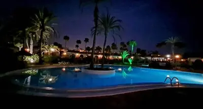 Piscina en o cerca de Bungalow Golf Splash Park