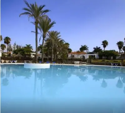 Piscina en o cerca de Bungalow Golf Splash Park