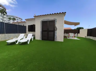 Jardín al aire libre en bungalow in the center of playa del inglés
