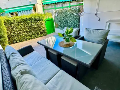 Zona de estar de Las Dunas Bungalow Only Adults