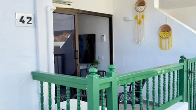 Un balcón o terraza de Carolina apartment, two bedrooms with air conditioning and a fully equipped kitchen, close to the beach and shopping center