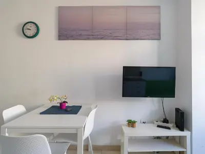 Una televisión o centro de entretenimiento en Pura Vida - 10 min de Maspalomas y Aeropuerto