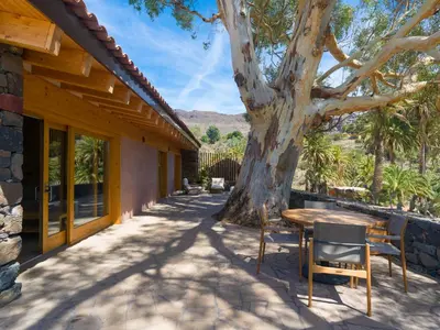 Paisaje cerca of this country house