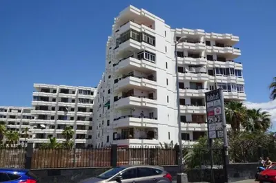 Edificio en el que se encuentra el apartamento