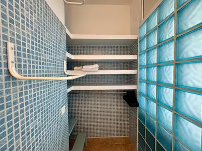 Un baño de Canteras Ocean View