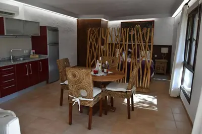 Una cocina o zona de cocina en Relax in this Canary Islands Apartment with Breathtaking Mountain Views