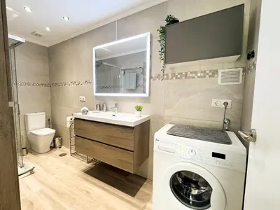 Un baño de Oasis Beach Home II - Your Private Retreat with Jacuzzi