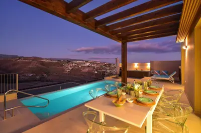 Comida en o cerca de esta villa