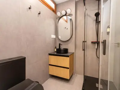 Un baño de Secrets of Atlantic Holiday Home