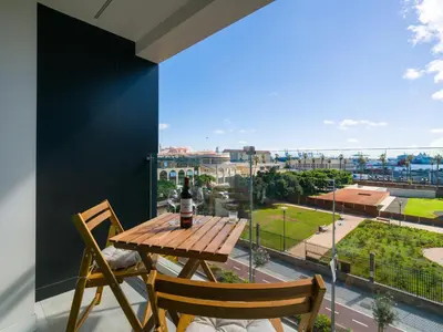 Un balcón o terraza de Castle Hut By CanariasGetaway