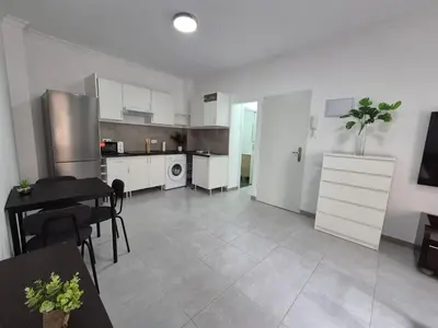 Una cocina o zona de cocina en Beach Home - Las Canteras