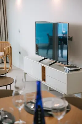 Una cocina o zona de cocina en Blue Balcony Suites by Airnest