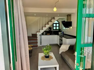 Zona de estar de Dunaflor Verde 86 by SunHousesCanarias