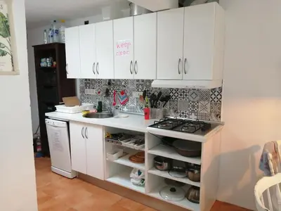 Plano de Bett 1 im Frauen 2-Bettzimmer Nur Frauen Only women Solo mucheres
