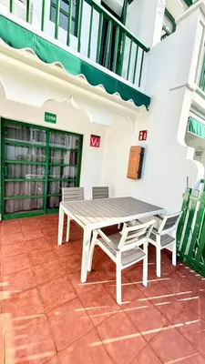 Un balcón o terraza de Palms & Pool Dunaflor Verde