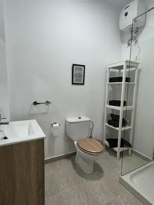 Un baño de HostJimeno Otoño