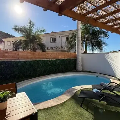 Palmview Private Pool