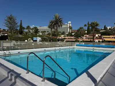 Piscina en o cerca de Avant Holidays San Agustin by CanaryScape - communal heated pool