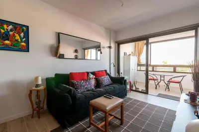 Zona de estar de Renovated apartment close to Yumbo