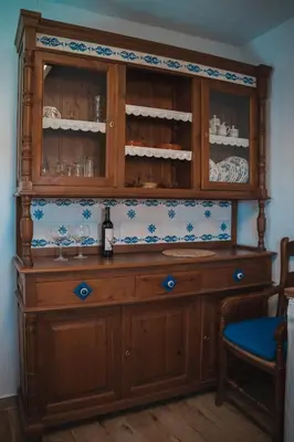 El salón o zona de bar de Villa Castillo Lomo Algodones
