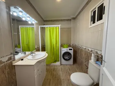 Un baño de Rooms La Laja 3