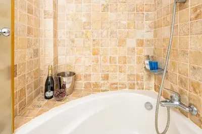 Un baño de Oasis en San Agustín