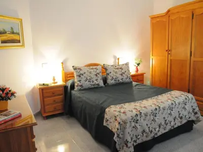 Cama o camas de una habitación en Holiday Home Helles Appartement im Erdgeschoss by Interhome