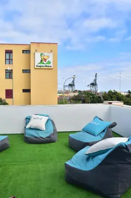 Zona de estar de La Isleta Nest Hostel
