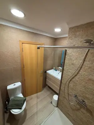 Un baño de 3bedroom flat, 2 bath in Plaza de La feria
