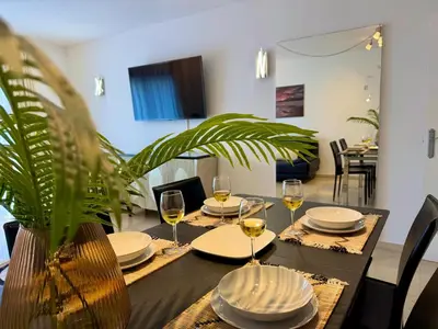 Plano de Las Canteras Beach by SunHousesCanarias