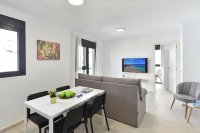 Una televisión o centro de entretenimiento en Calma Costera 1B by VillaGranCanaria
