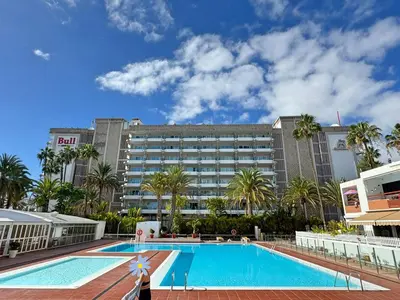 Piscina en o cerca de Tropical Terraza a la Piscina