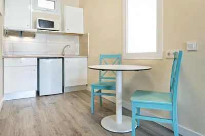 Una cocina o zona de cocina en Amadores View - Adults only