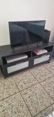 Una televisión o centro de entretenimiento en Apartment Airport