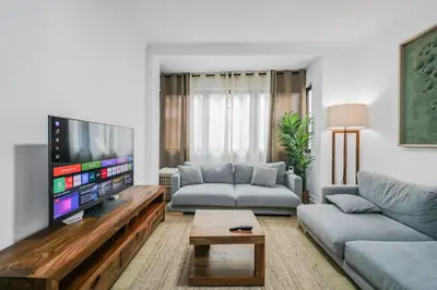 Una televisión o centro de entretenimiento en Canteras Modern 2BR