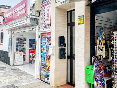 Supermercado u otro tipo de tienda en el apartamento o alrededores