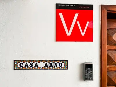 Certificado, premio, señal o documento que está expuesto en Casa Arno - Lovely Renovated Apartment In Playa De Mogan