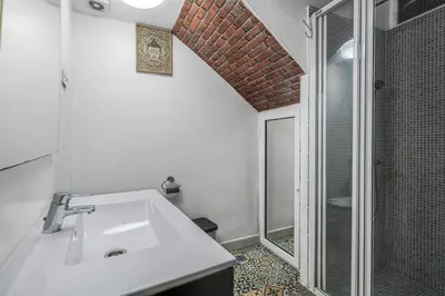 Un baño de Yoga Loft Canteras