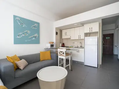 Una cocina o zona de cocina en Apartamento Playa 58