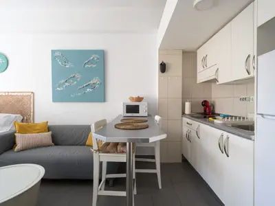 Una cocina o zona de cocina en Apartamento Playa 58