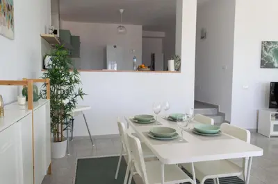 Una cocina o zona de cocina en Apartamento en primera línea de la playa